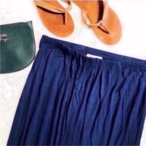 Plus Size Navy Blue Shirred Midi Skirt